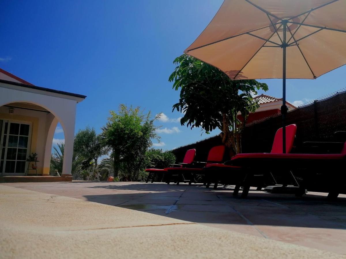 Villa Cheli Fuerteventura Golf Resort กาเลตาเดฟุสเต ภายนอก รูปภาพ